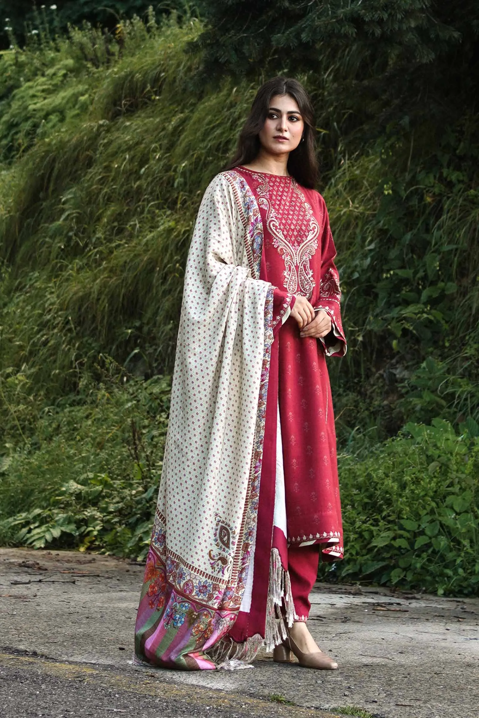 ZW22-3B | Zara Shahjahan Coco Winter Collection 2022 | Unstitched Embroidered Khaddar Linen  Suits